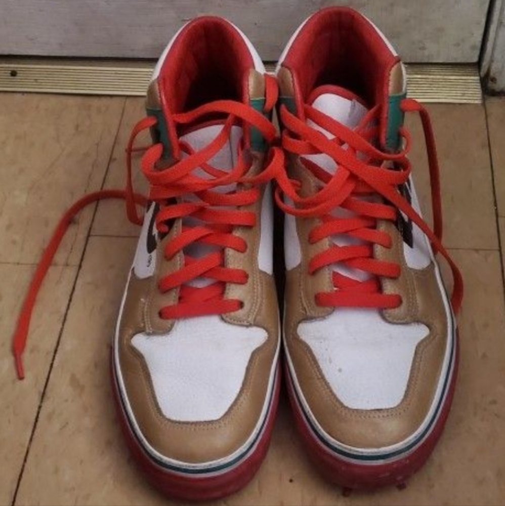 Men's sneakers